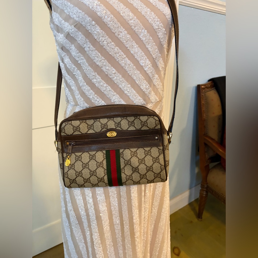 Vintage Gucci. The Original Gucci Ophidia  Shoulder/Crossbody Bag.